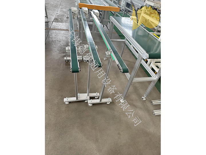 小型高速皮帶輸送機(jī)